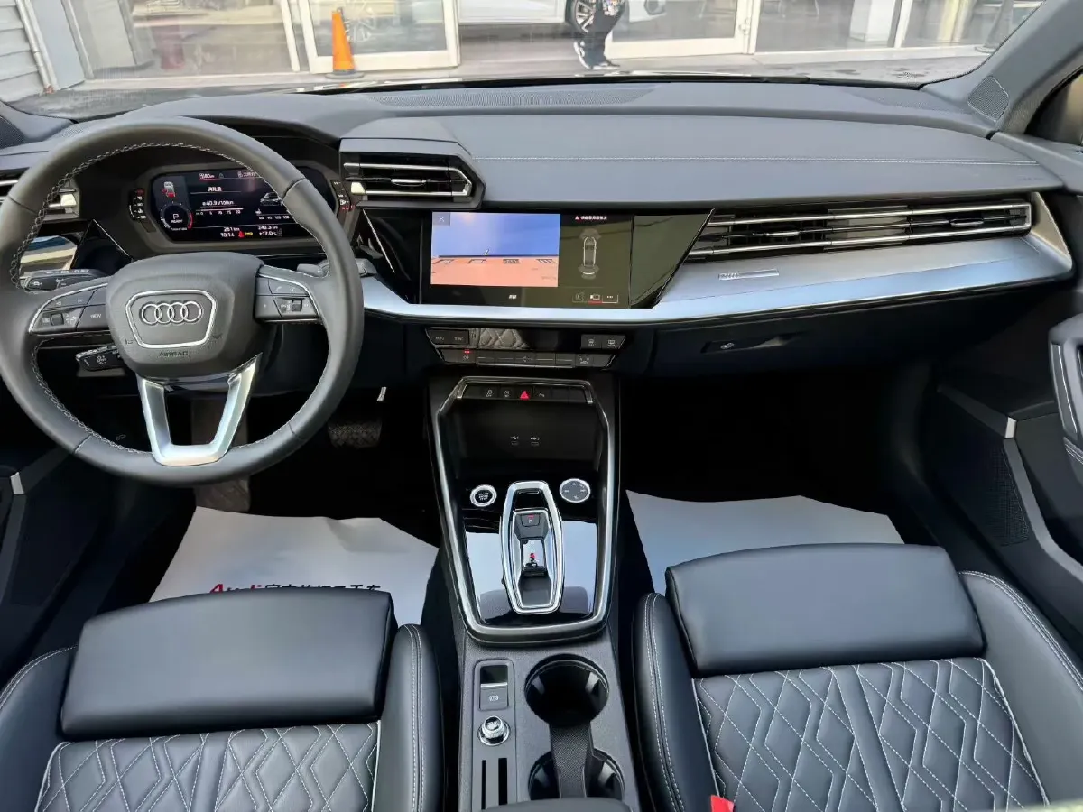 2025 Audi A3 1.5T 160HP L4 7DCT,autocango,china used car exporter,china ev exporter,chinese used car exporter,chinese used ev exporter