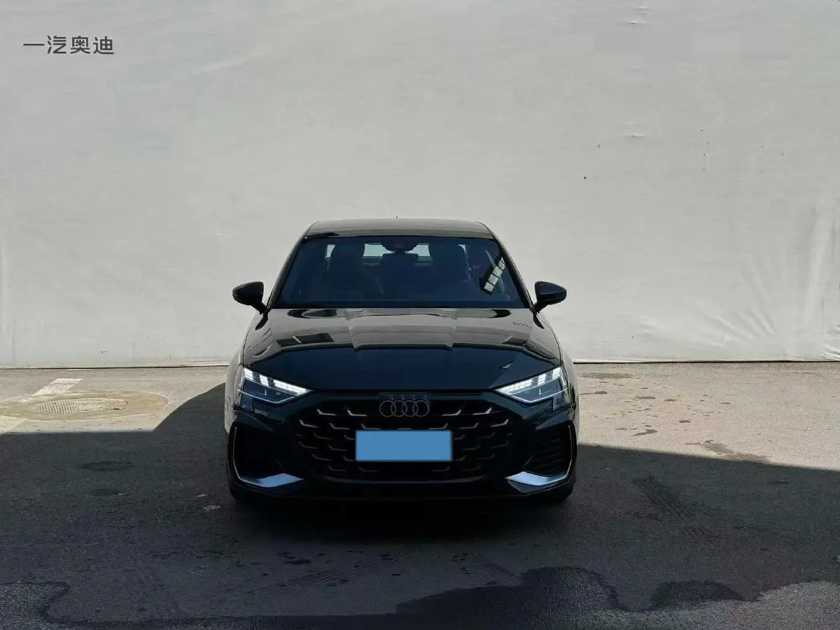2025 Audi A3 1.5T 160HP L4 7DCT,autocango,china used car exporter,china ev exporter,chinese used car exporter,chinese used ev exporter