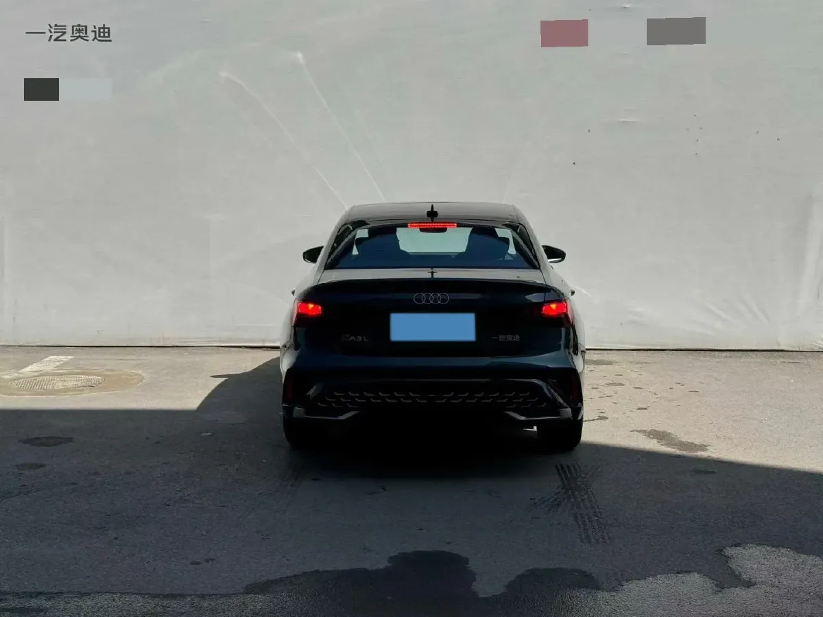 2025 Audi A3 1.5T 160HP L4 7DCT,autocango,china used car exporter,china ev exporter,chinese used car exporter,chinese used ev exporter