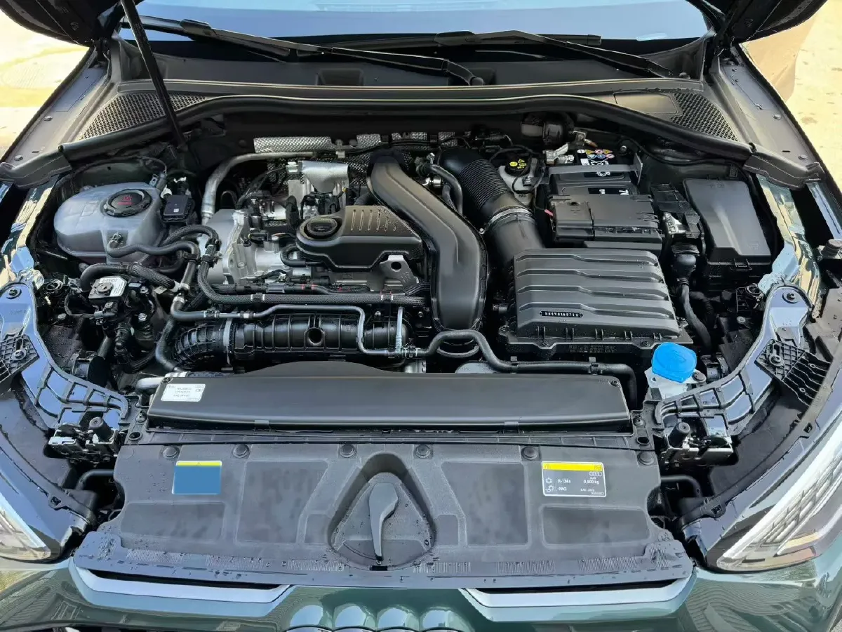 2025 Audi A3 1.5T 160HP L4 7DCT,autocango,china used car exporter,china ev exporter,chinese used car exporter,chinese used ev exporter