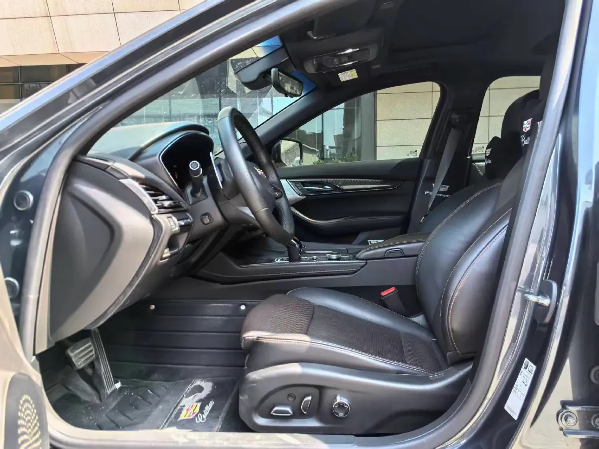 2021 Cadillac CT5 2.0T 237HP L4 10AT,autocango,china used car exporter,china ev exporter,chinese used car exporter,chinese used ev exporter