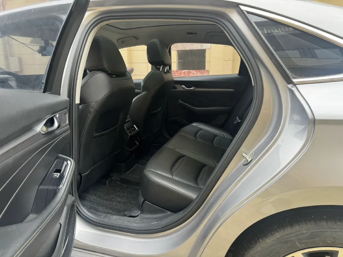 2021 Geely Preface 2.0T 190HP L4 7DCT,autocango,china used car exporter,china ev exporter,chinese used car exporter,chinese used ev exporter