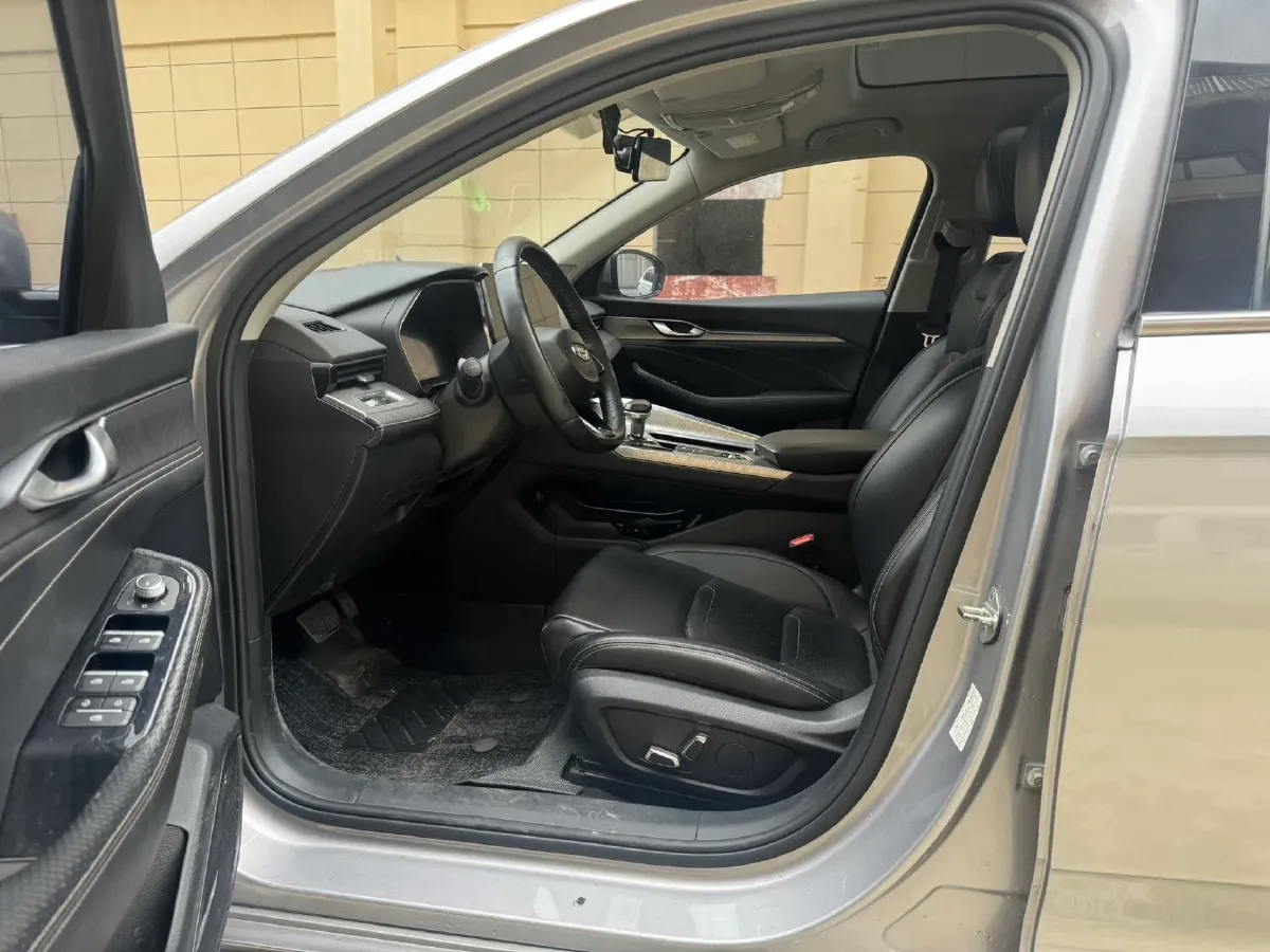 2021 Geely Preface 2.0T 190HP L4 7DCT,autocango,china used car exporter,china ev exporter,chinese used car exporter,chinese used ev exporter