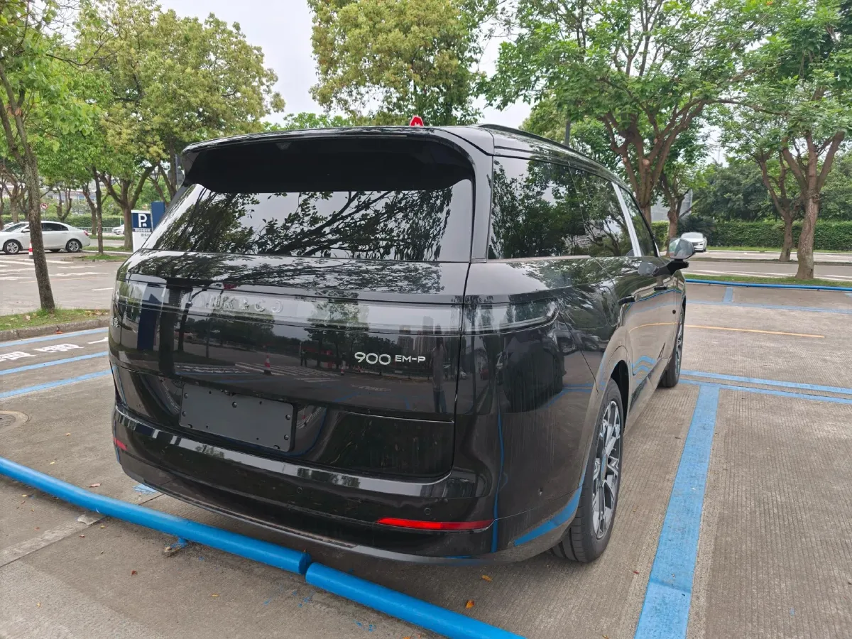 2025 LYNK&CO 900 2.0T 254HP L4 3DHT PHEV,autocango,china used car exporter,china ev exporter,chinese used car exporter,chinese used ev exporter
