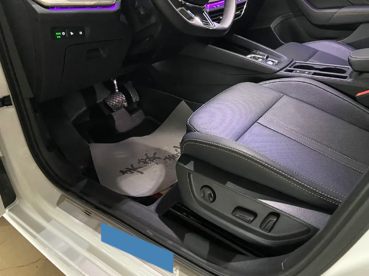 2023 Skoda Octavia 1.4T 150HP L4 7DCT,autocango,china used car exporter,china ev exporter,chinese used car exporter,chinese used ev exporter