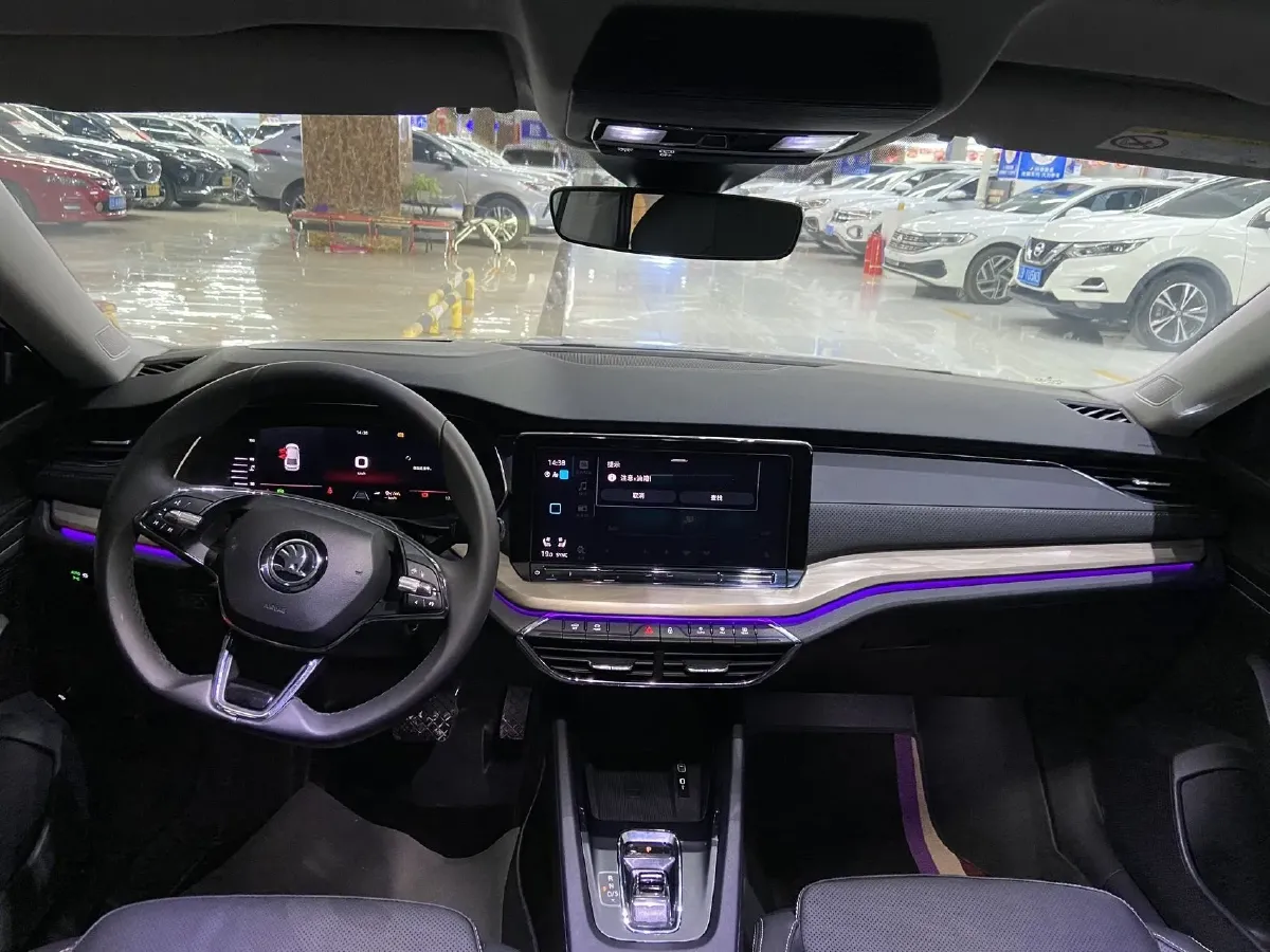 2023 Skoda Octavia 1.4T 150HP L4 7DCT,autocango,china used car exporter,china ev exporter,chinese used car exporter,chinese used ev exporter