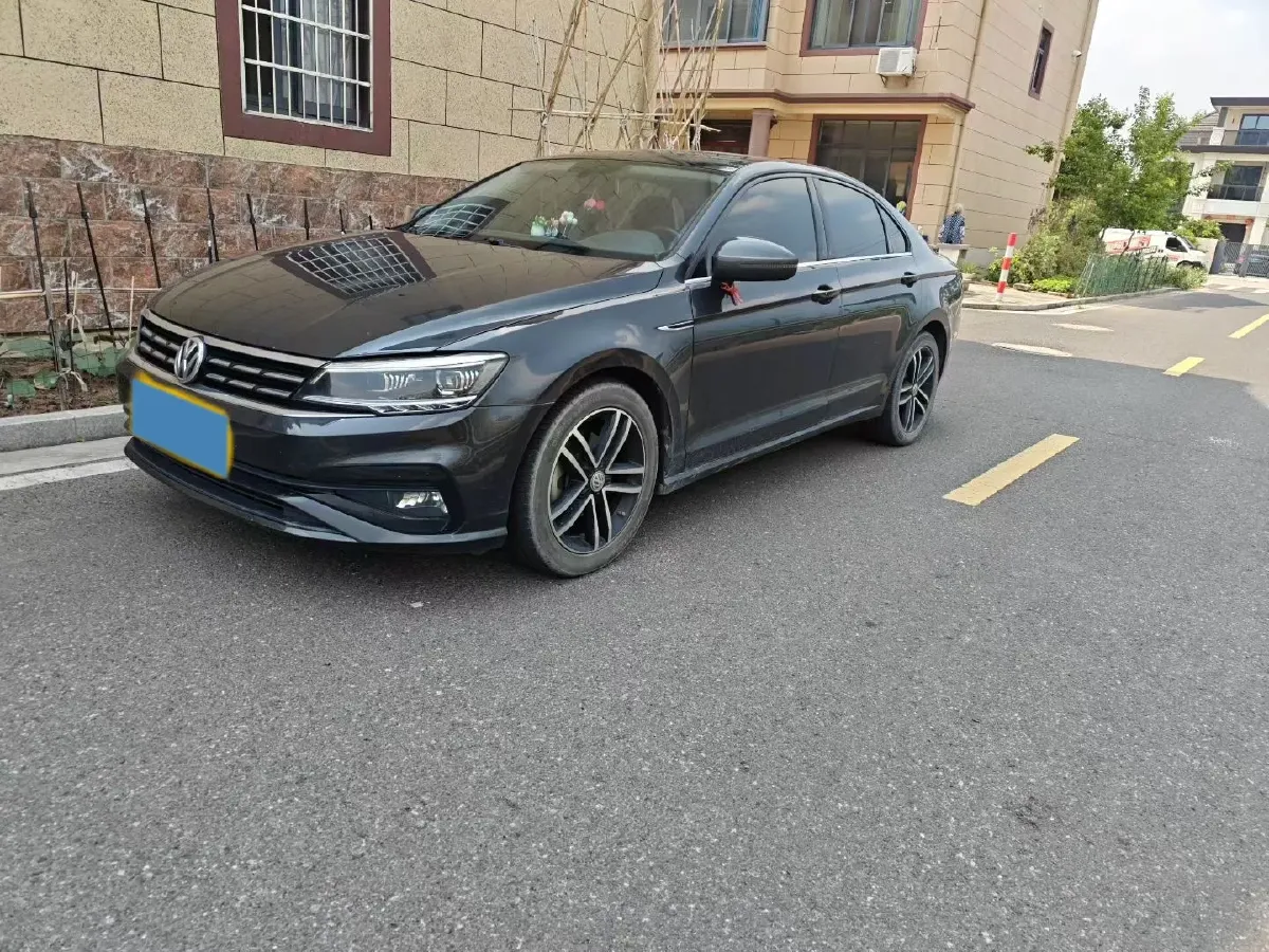 2019 Volkswagen Passat 1.4T 150HP L4 7DCT,autocango,china used car exporter,china ev exporter,chinese used car exporter,chinese used ev exporter