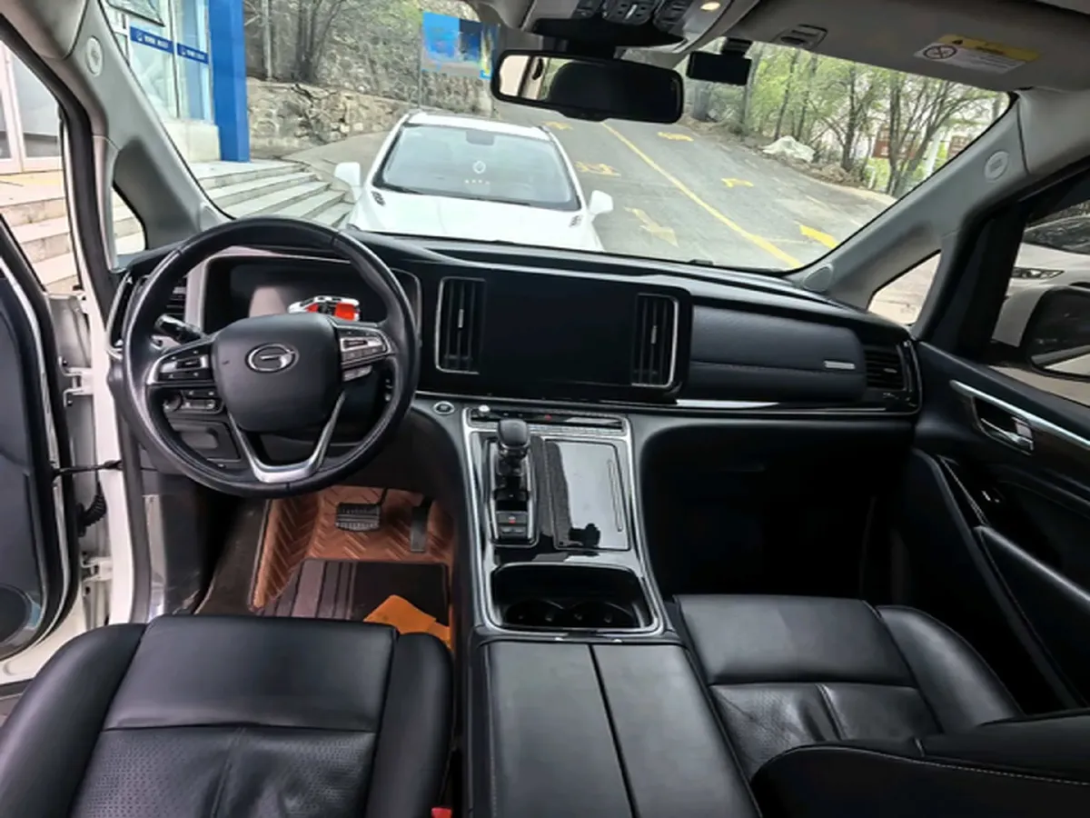 2021 GAC Trumpchi M8 2.0T 252HP L4 8AT,autocango,china used car exporter,china ev exporter,chinese used car exporter,chinese used ev exporter