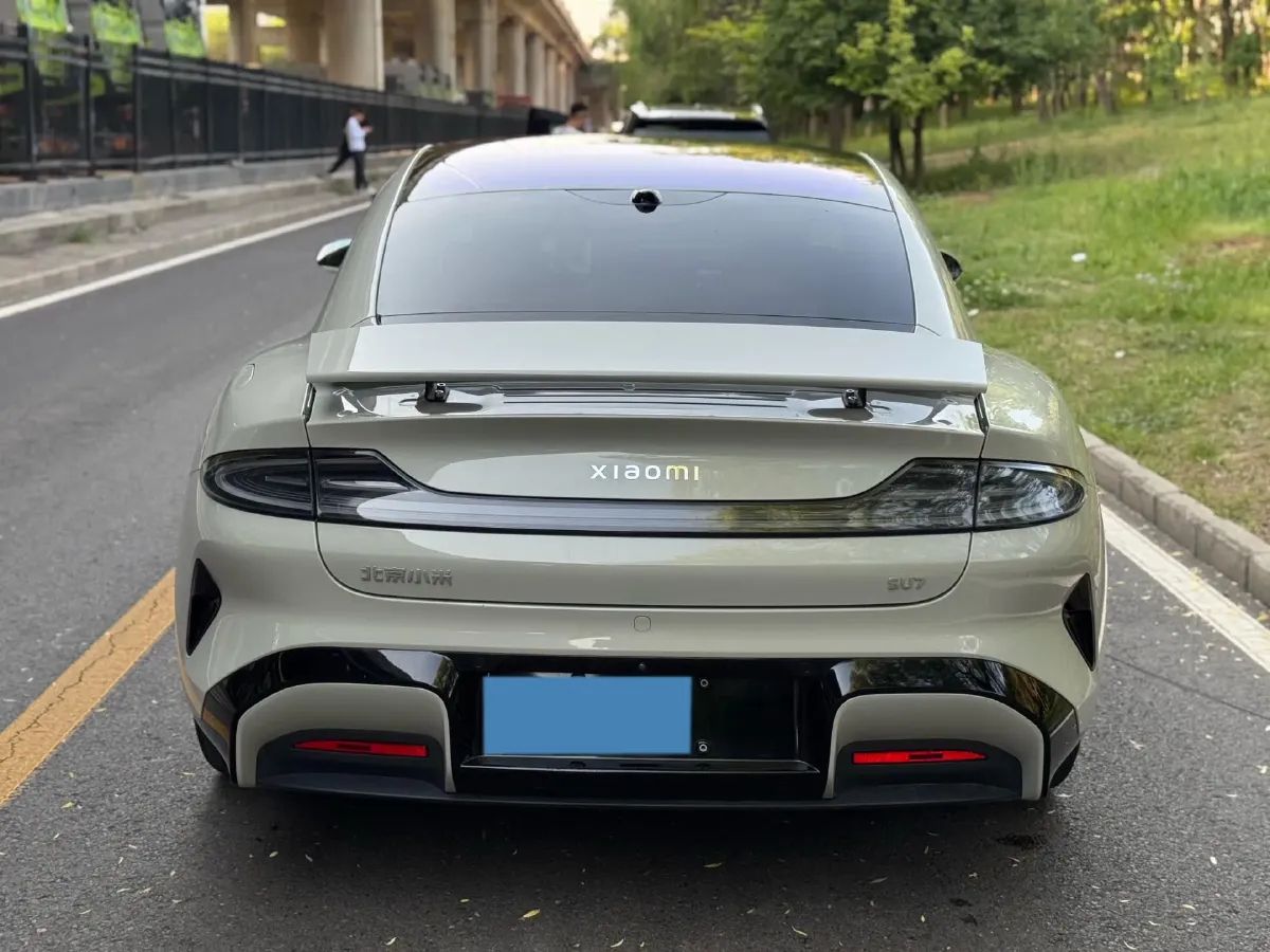 2024 MI SU7 BEV 73.6KWH,autocango,china used car exporter,china ev exporter,chinese used car exporter,chinese used ev exporter