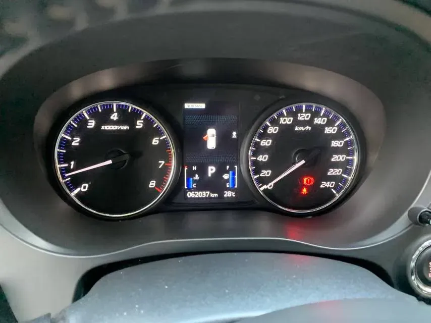 2020 Mitsubishi Outlander 2.4L 192HP L4 CVT,autocango,china used car exporter,china ev exporter,chinese used car exporter,chinese used ev exporter