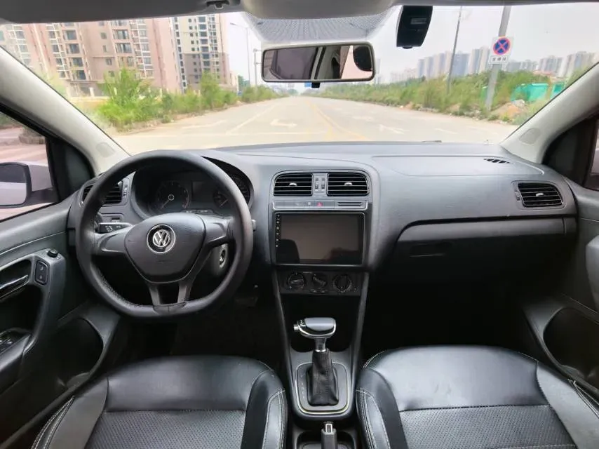 2016 Volkswagen Polo 1.4L 90HP L4 6AT,autocango,china used car exporter,china ev exporter,chinese used car exporter,chinese used ev exporter
