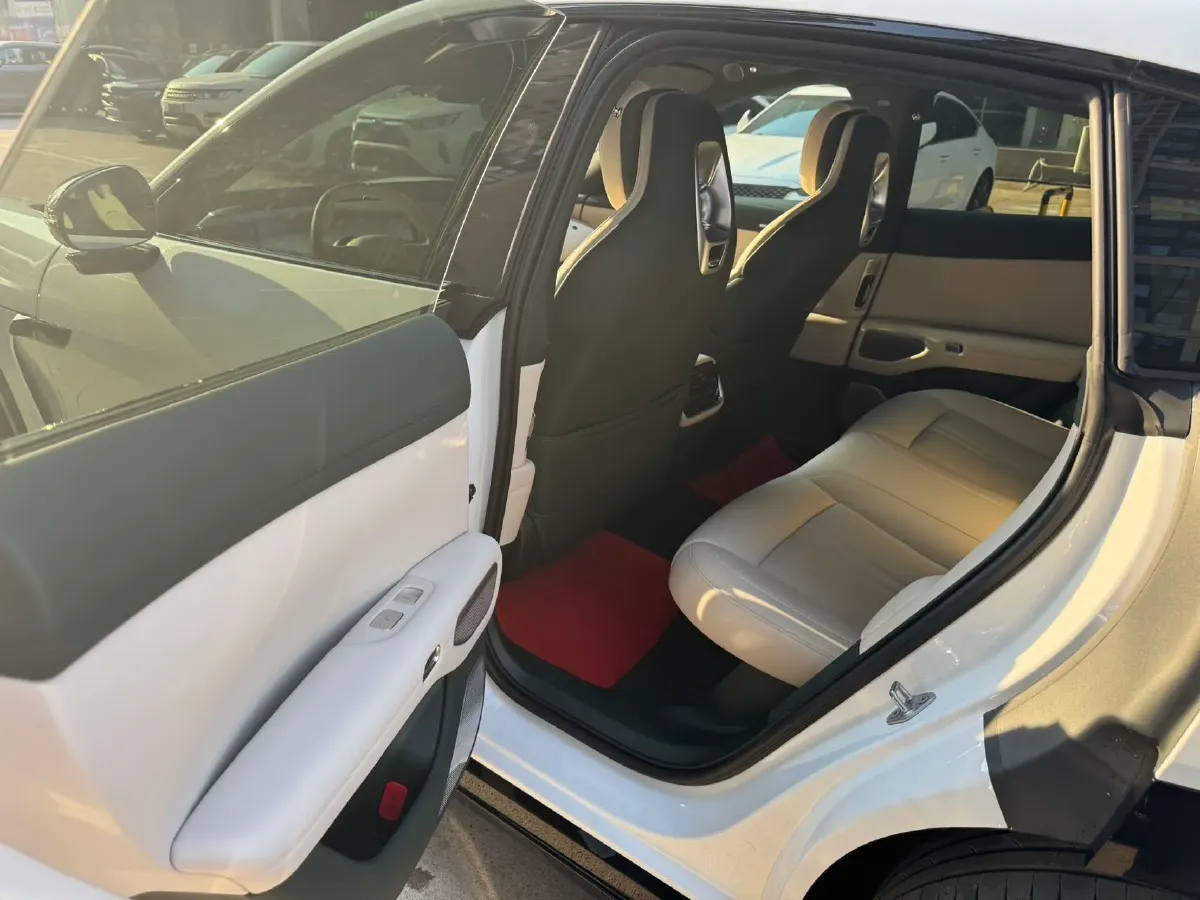 2025 MI YU7 BEV 96.3KWH,autocango,china used car exporter,china ev exporter,chinese used car exporter,chinese used ev exporter