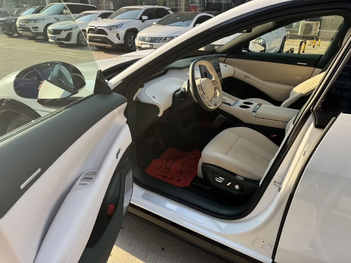 2025 MI YU7 BEV 96.3KWH,autocango,china used car exporter,china ev exporter,chinese used car exporter,chinese used ev exporter