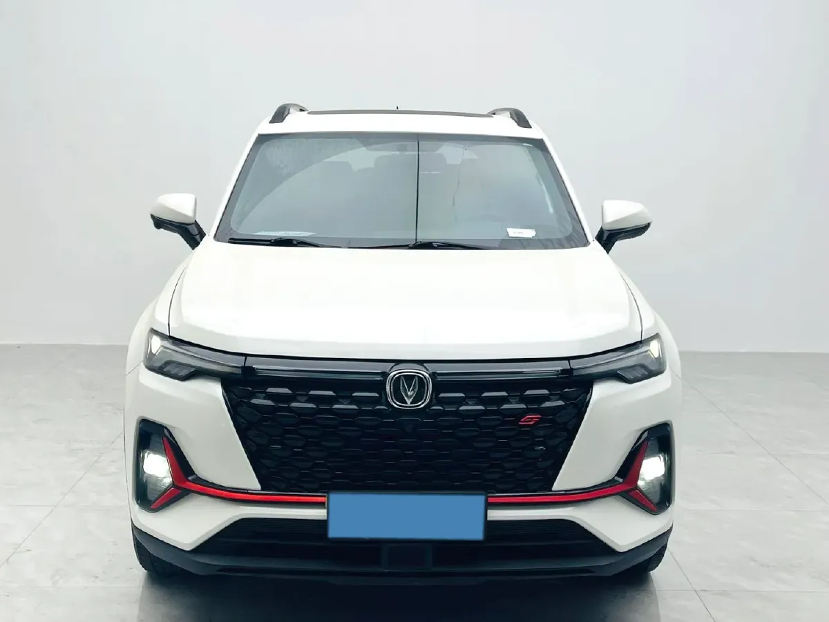 2021 ChangAn CS35 Plus 1.4T 160HP L4 7DCT,autocango,china used car exporter,china ev exporter,chinese used car exporter,chinese used ev exporter
