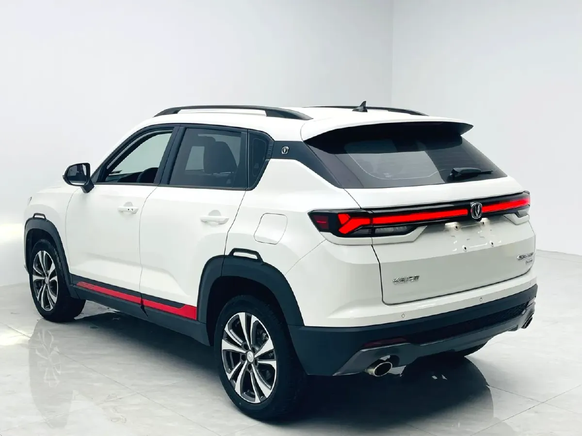 2021 ChangAn CS35 Plus 1.4T 160HP L4 7DCT,autocango,china used car exporter,china ev exporter,chinese used car exporter,chinese used ev exporter