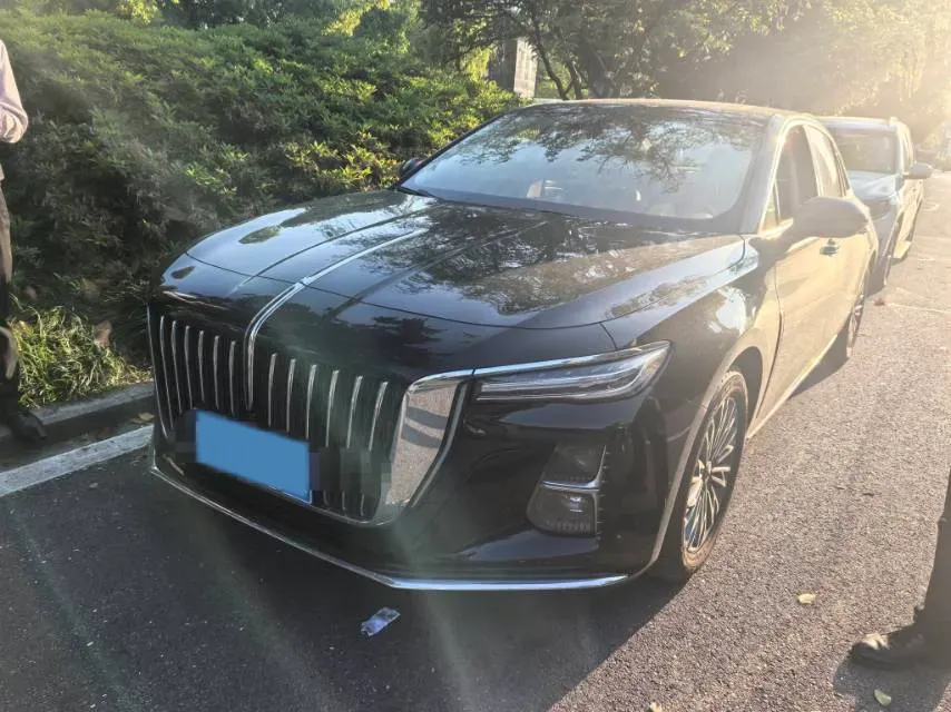 2024 HongQi H5 1.5T 169HP L4 7DCT,autocango,china used car exporter,china ev exporter,chinese used car exporter,chinese used ev exporter