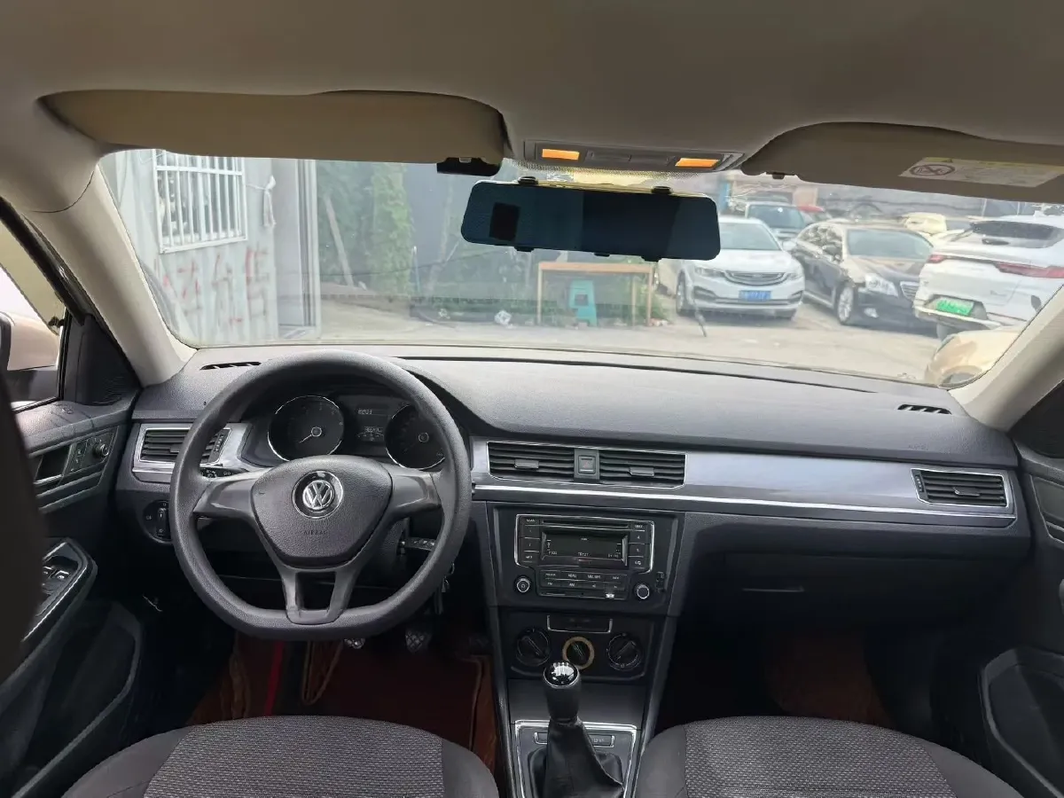 2019 MAXUS XinTu V80 2.5T 136HP L4 6MT,autocango,china used car exporter,china ev exporter,chinese used car exporter,chinese used ev exporter