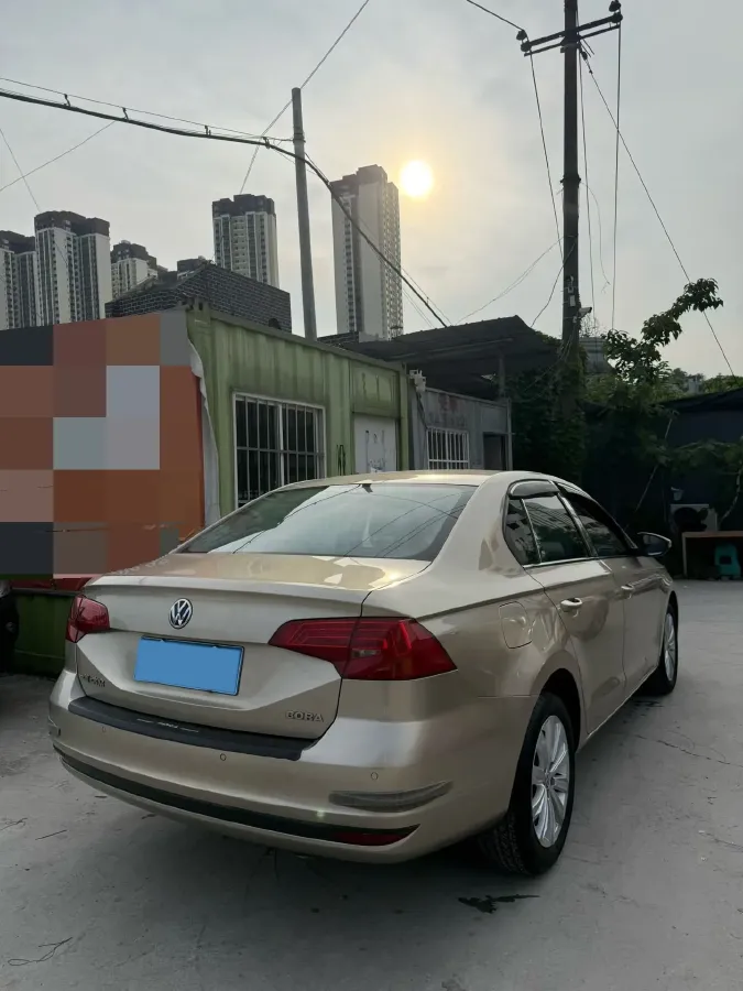 2019 MAXUS XinTu V80 2.5T 136HP L4 6MT,autocango,china used car exporter,china ev exporter,chinese used car exporter,chinese used ev exporter
