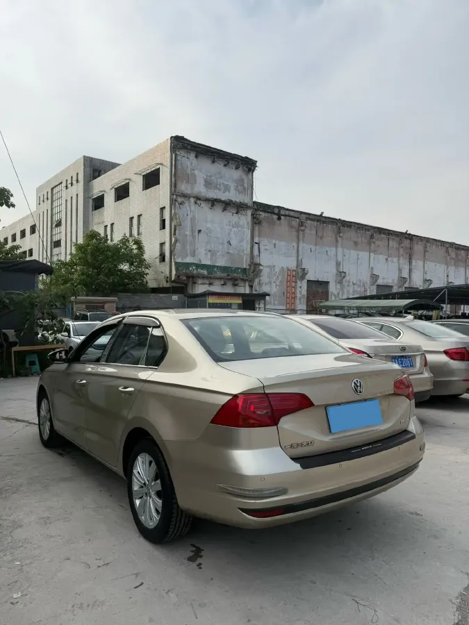 2019 MAXUS XinTu V80 2.5T 136HP L4 6MT,autocango,china used car exporter,china ev exporter,chinese used car exporter,chinese used ev exporter