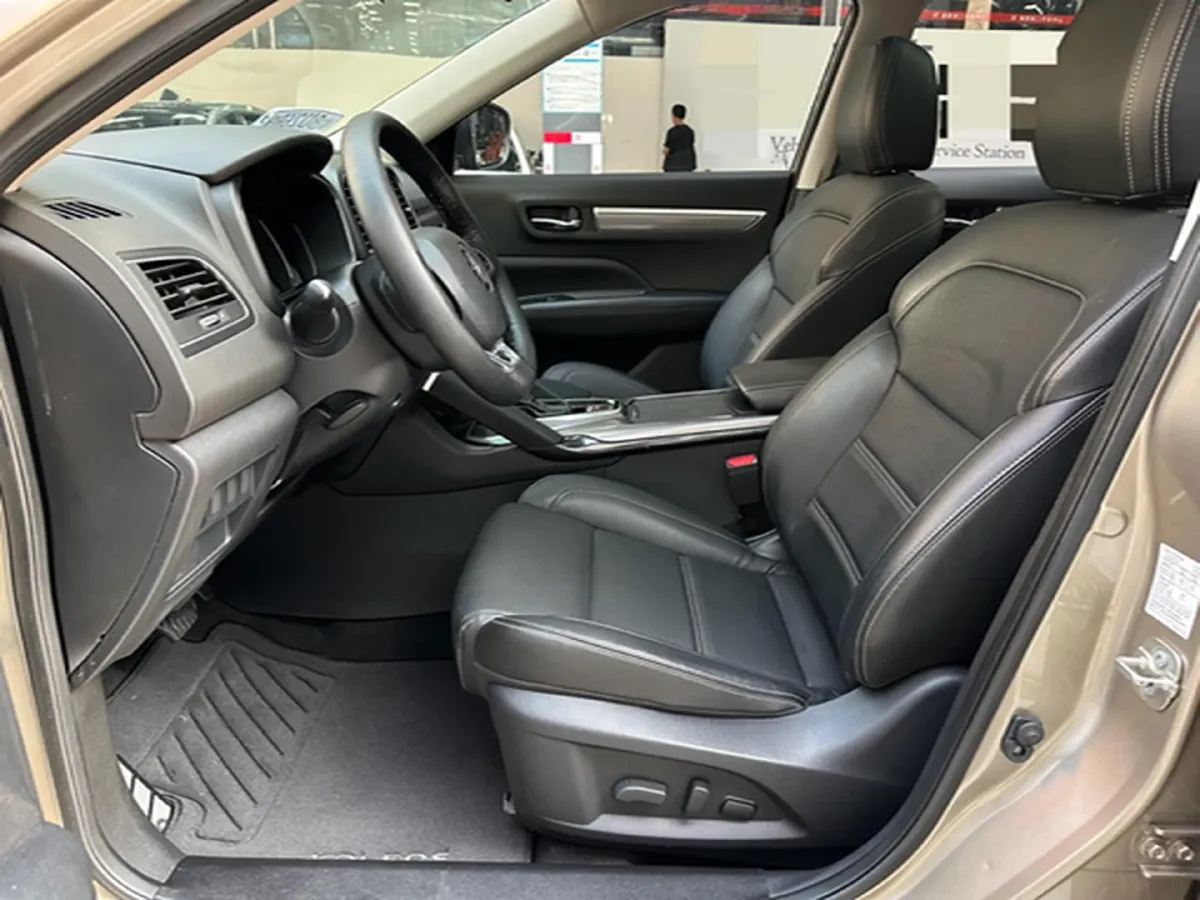 2018 Renault Koleos 2.5L 186HP L4 CVT,autocango,china used car exporter,china ev exporter,chinese used car exporter,chinese used ev exporter