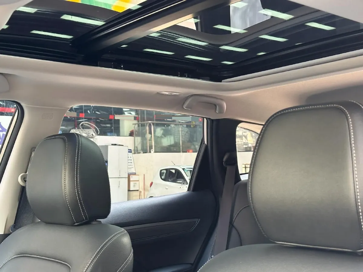 2018 Renault Koleos 2.5L 186HP L4 CVT,autocango,china used car exporter,china ev exporter,chinese used car exporter,chinese used ev exporter