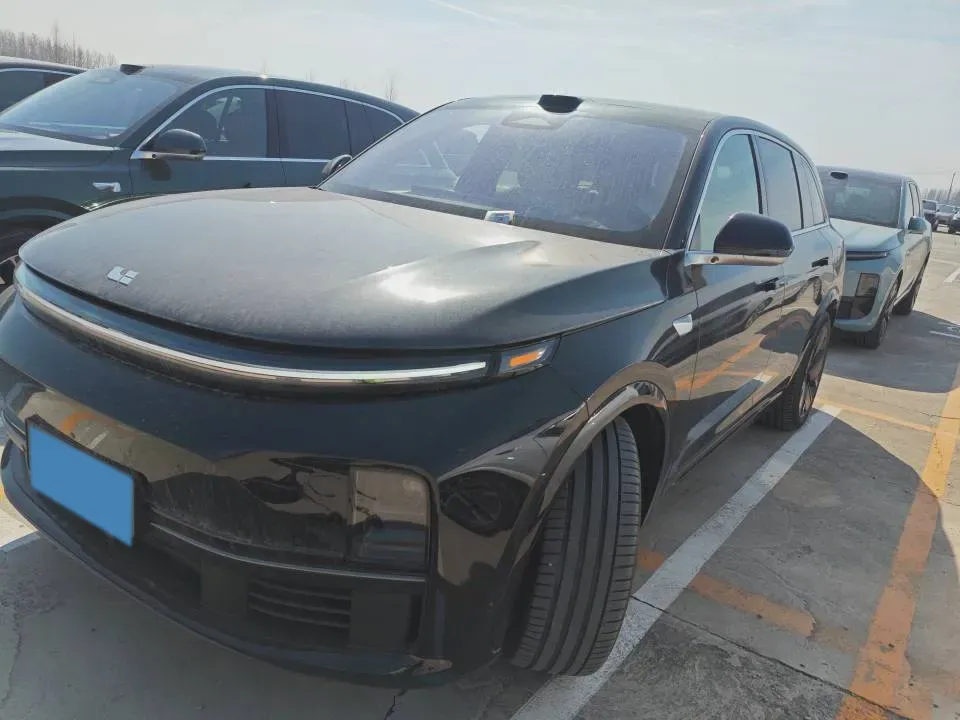 2025 Li L7 Range Extended 154HP REEV,autocango,china used car exporter,china ev exporter,chinese used car exporter,chinese used ev exporter