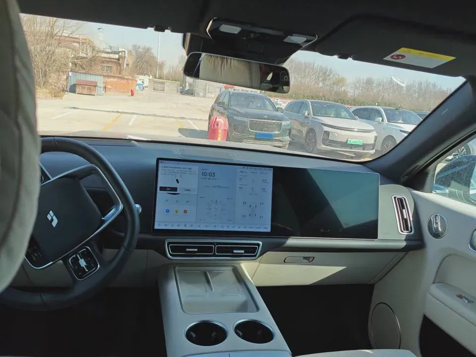 2025 Li L7 Range Extended 154HP REEV,autocango,china used car exporter,china ev exporter,chinese used car exporter,chinese used ev exporter