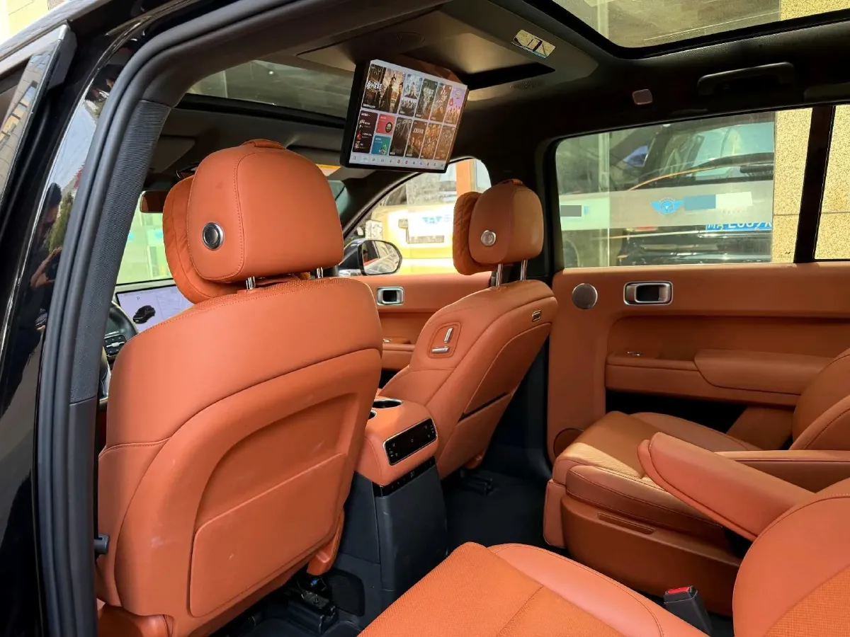 2024 Li L9 Range Extended 154HP REEV 52.3KWH,autocango,china used car exporter,china ev exporter,chinese used car exporter,chinese used ev exporter