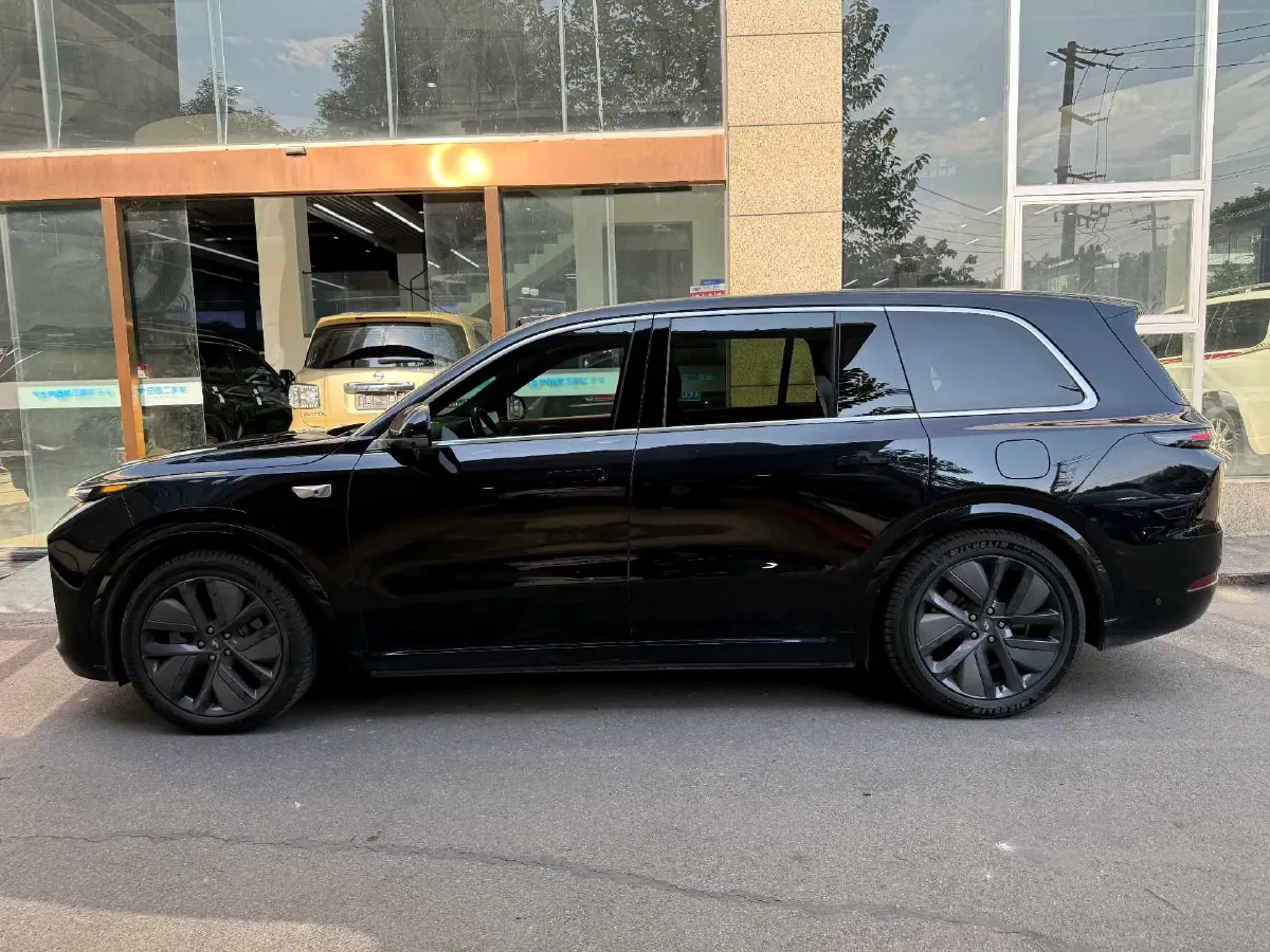 2024 Li L9 Range Extended 154HP REEV 52.3KWH,autocango,china used car exporter,china ev exporter,chinese used car exporter,chinese used ev exporter