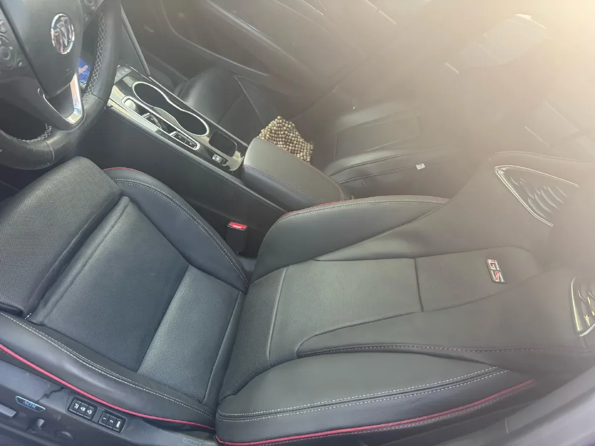 2022 Buick Regal 2.0T 237HP L4 9AT,autocango,china used car exporter,china ev exporter,chinese used car exporter,chinese used ev exporter