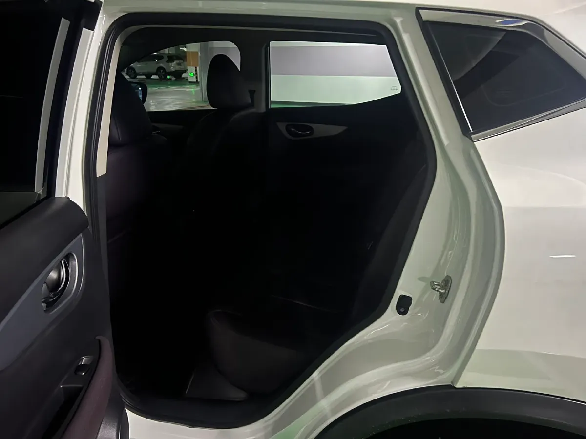 2022 Nissan Qashqai 2.0L 151HP L4 CVT,autocango,china used car exporter,china ev exporter,chinese used car exporter,chinese used ev exporter