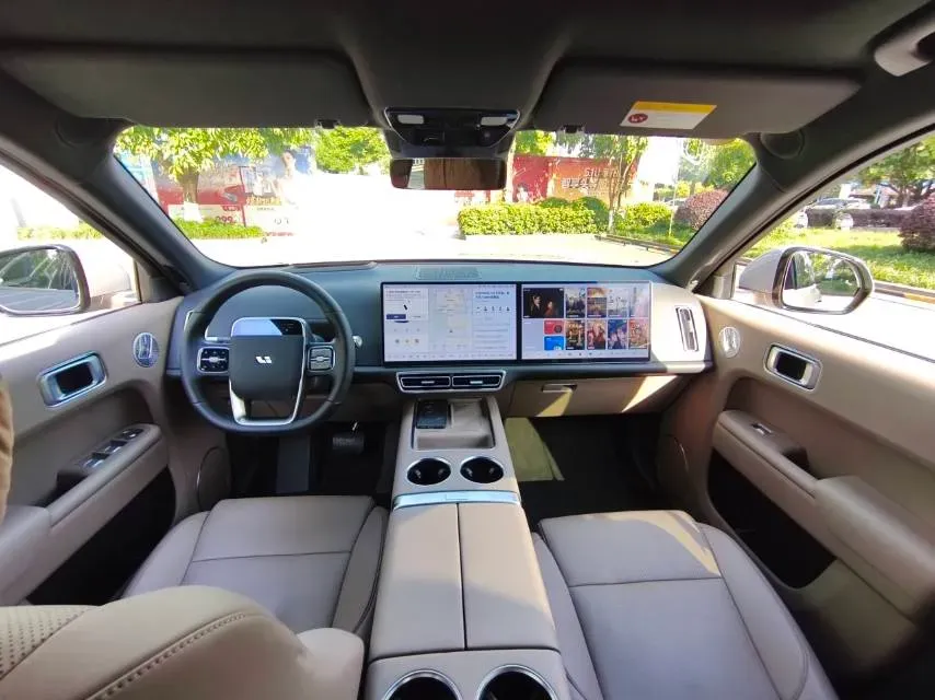 2025 Li L9 Range Extended 154HP REEV,autocango,china used car exporter,china ev exporter,chinese used car exporter,chinese used ev exporter