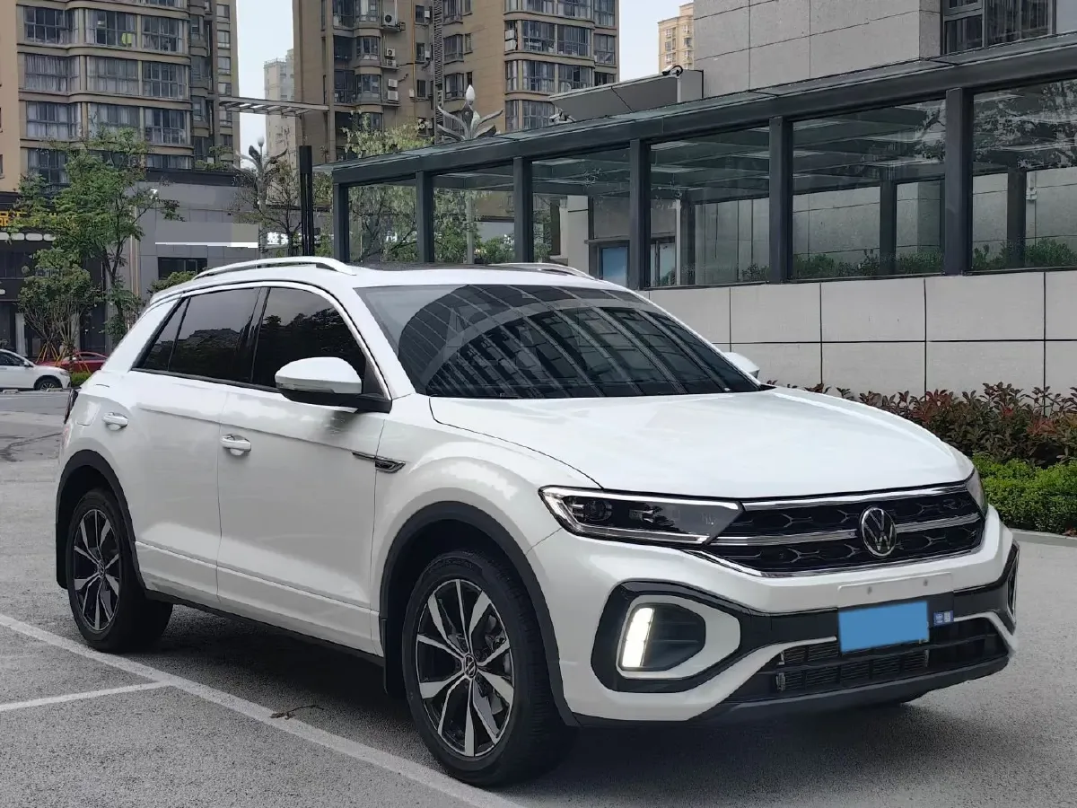 2024 Volkswagen T-Roc 1.5T 160HP L4 7DCT,autocango,china used car exporter,china ev exporter,chinese used car exporter,chinese used ev exporter