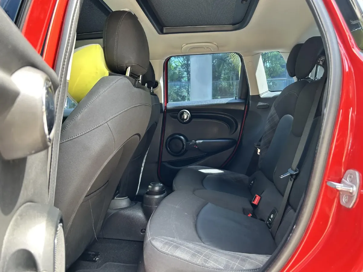 2018 MINI MINI 1.5T 136HP L3 6AT,autocango,china used car exporter,china ev exporter,chinese used car exporter,chinese used ev exporter