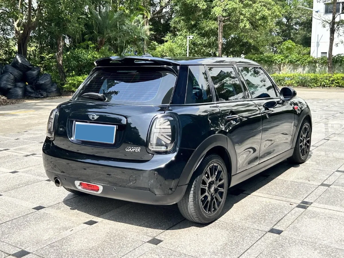 2018 MINI MINI 1.5T 136HP L3 6AT,autocango,china used car exporter,china ev exporter,chinese used car exporter,chinese used ev exporter