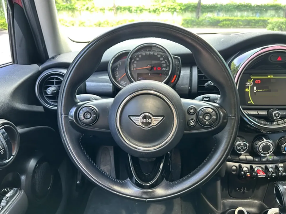 2018 MINI MINI 1.5T 136HP L3 6AT,autocango,china used car exporter,china ev exporter,chinese used car exporter,chinese used ev exporter