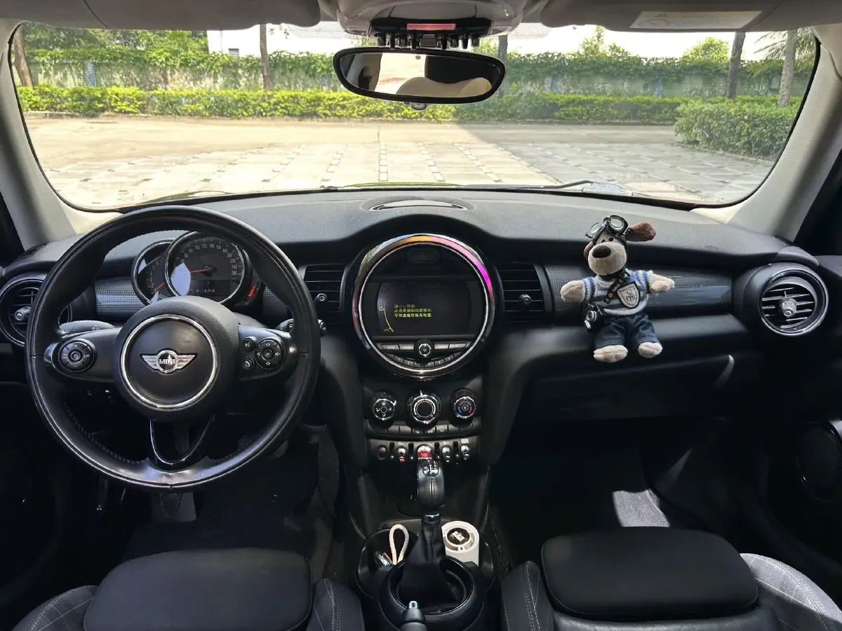 2018 MINI MINI 1.5T 136HP L3 6AT,autocango,china used car exporter,china ev exporter,chinese used car exporter,chinese used ev exporter