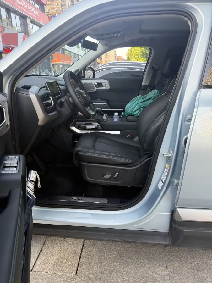 2025 FangChengBao Tai 3 BEV,autocango,china used car exporter,china ev exporter,chinese used car exporter,chinese used ev exporter