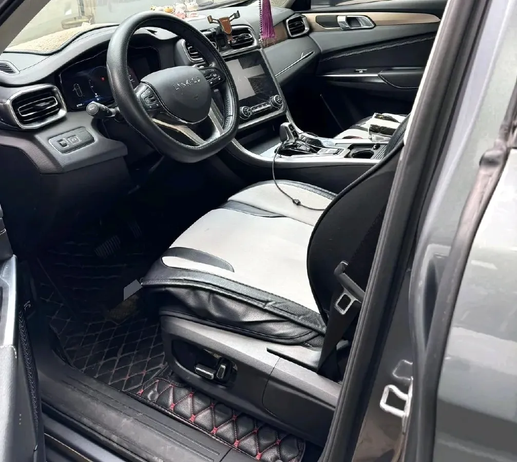 2021 LYNK&CO 01 2.0T 218HP L4 8AT,autocango,china used car exporter,china ev exporter,chinese used car exporter,chinese used ev exporter