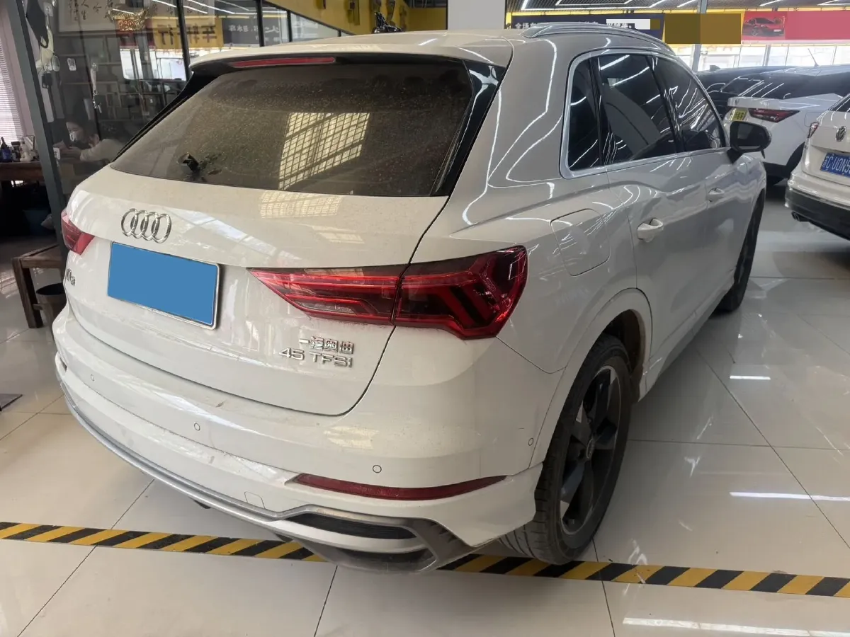 2022 Audi Q3 1.4T 150HP L4 7DCT,autocango,china used car exporter,china ev exporter,chinese used car exporter,chinese used ev exporter