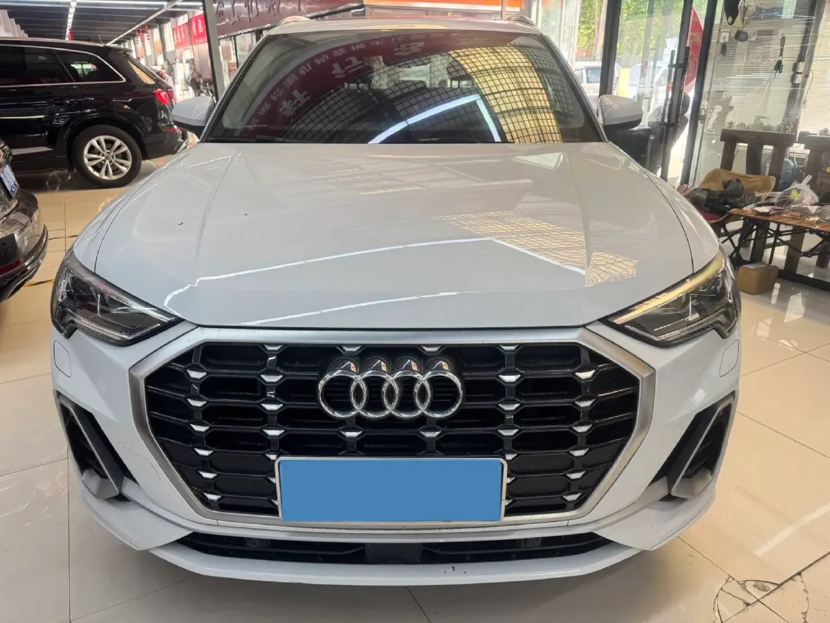 2022 Audi Q3 1.4T 150HP L4 7DCT,autocango,china used car exporter,china ev exporter,chinese used car exporter,chinese used ev exporter