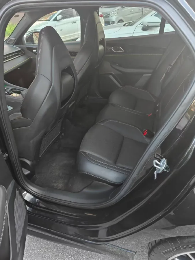 2023 LYNK&CO 03 2.0T 254HP L4 7DCT,autocango,china used car exporter,china ev exporter,chinese used car exporter,chinese used ev exporter