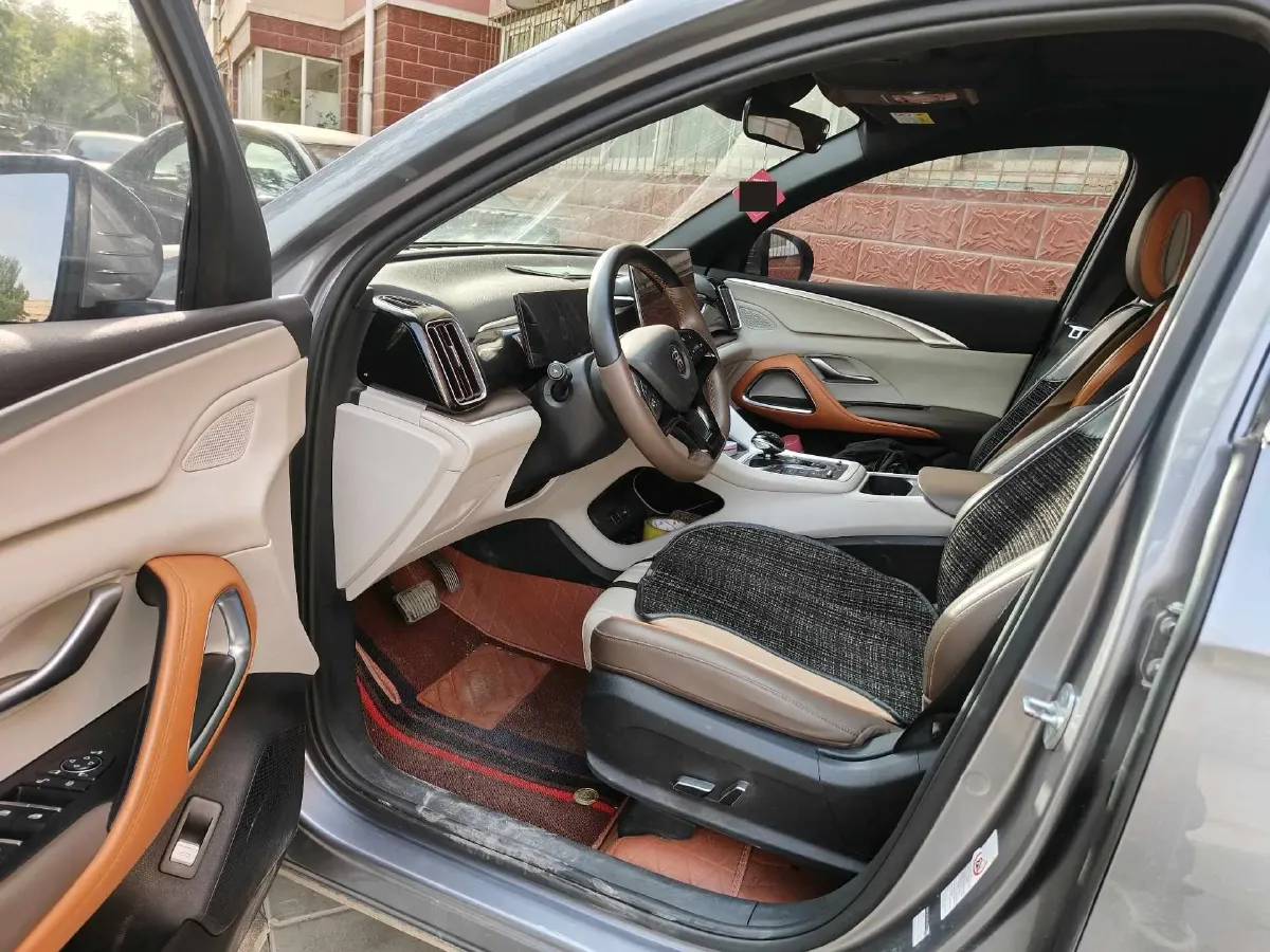 2022 Geely JiaJi 1.5T 177HP L3 7DCT PHEV 15.5KWH,autocango,china used car exporter,china ev exporter,chinese used car exporter,chinese used ev exporter