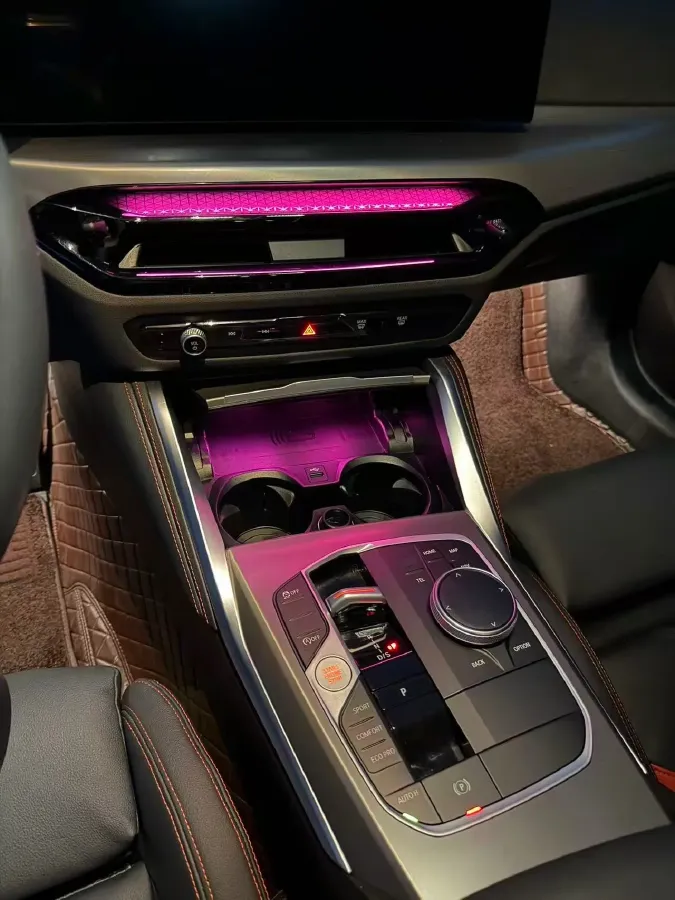 2024 BMW 2.0T 300HP L4 7DCT,autocango,china used car exporter,china ev exporter,chinese used car exporter,chinese used ev exporter