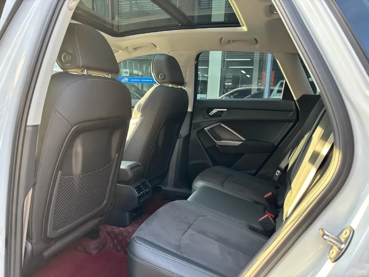 2022 Audi Q3 1.4T 150HP L4 7DCT,autocango,china used car exporter,china ev exporter,chinese used car exporter,chinese used ev exporter