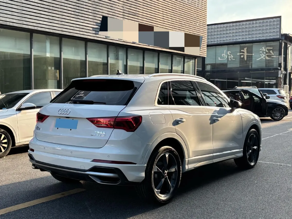2022 Audi Q3 1.4T 150HP L4 7DCT,autocango,china used car exporter,china ev exporter,chinese used car exporter,chinese used ev exporter