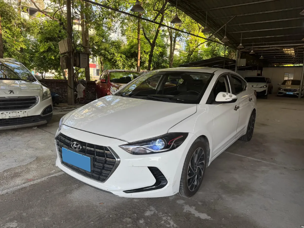 2020 Hyundai Elantra 1.5L 115HP L4 CVT,autocango,china used car exporter,china ev exporter,chinese used car exporter,chinese used ev exporter