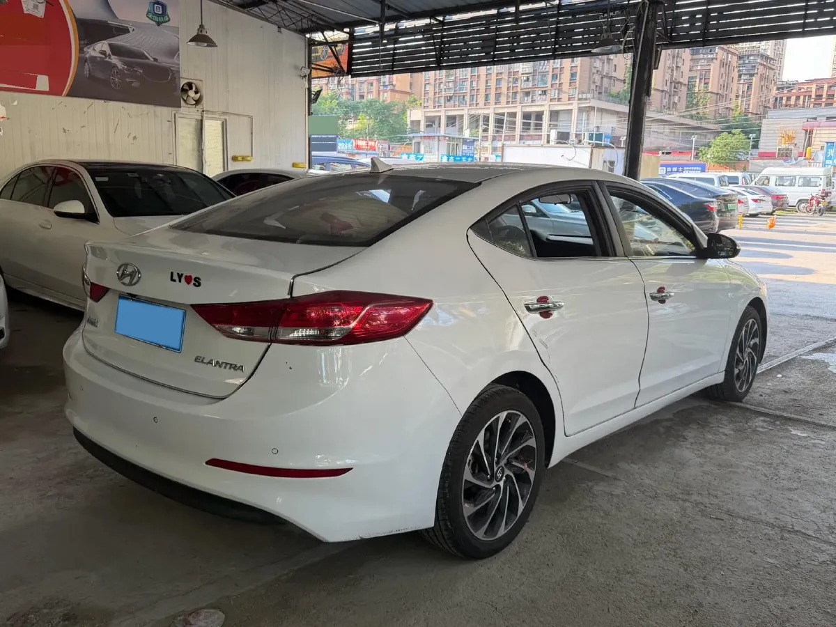 2020 Hyundai Elantra 1.5L 115HP L4 CVT,autocango,china used car exporter,china ev exporter,chinese used car exporter,chinese used ev exporter
