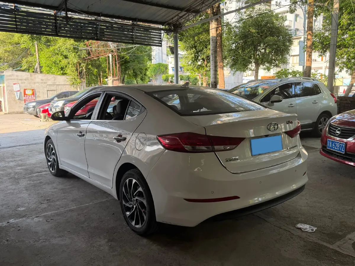 2020 Hyundai Elantra 1.5L 115HP L4 CVT,autocango,china used car exporter,china ev exporter,chinese used car exporter,chinese used ev exporter