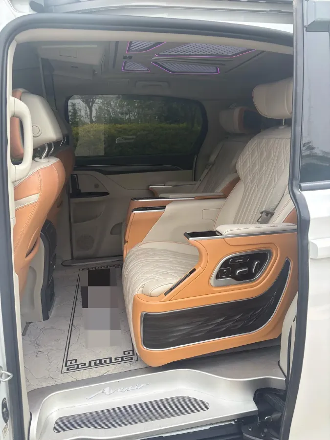 2022 Buick GL8 2.0T 237HP L4 9AT,autocango,china used car exporter,china ev exporter,chinese used car exporter,chinese used ev exporter